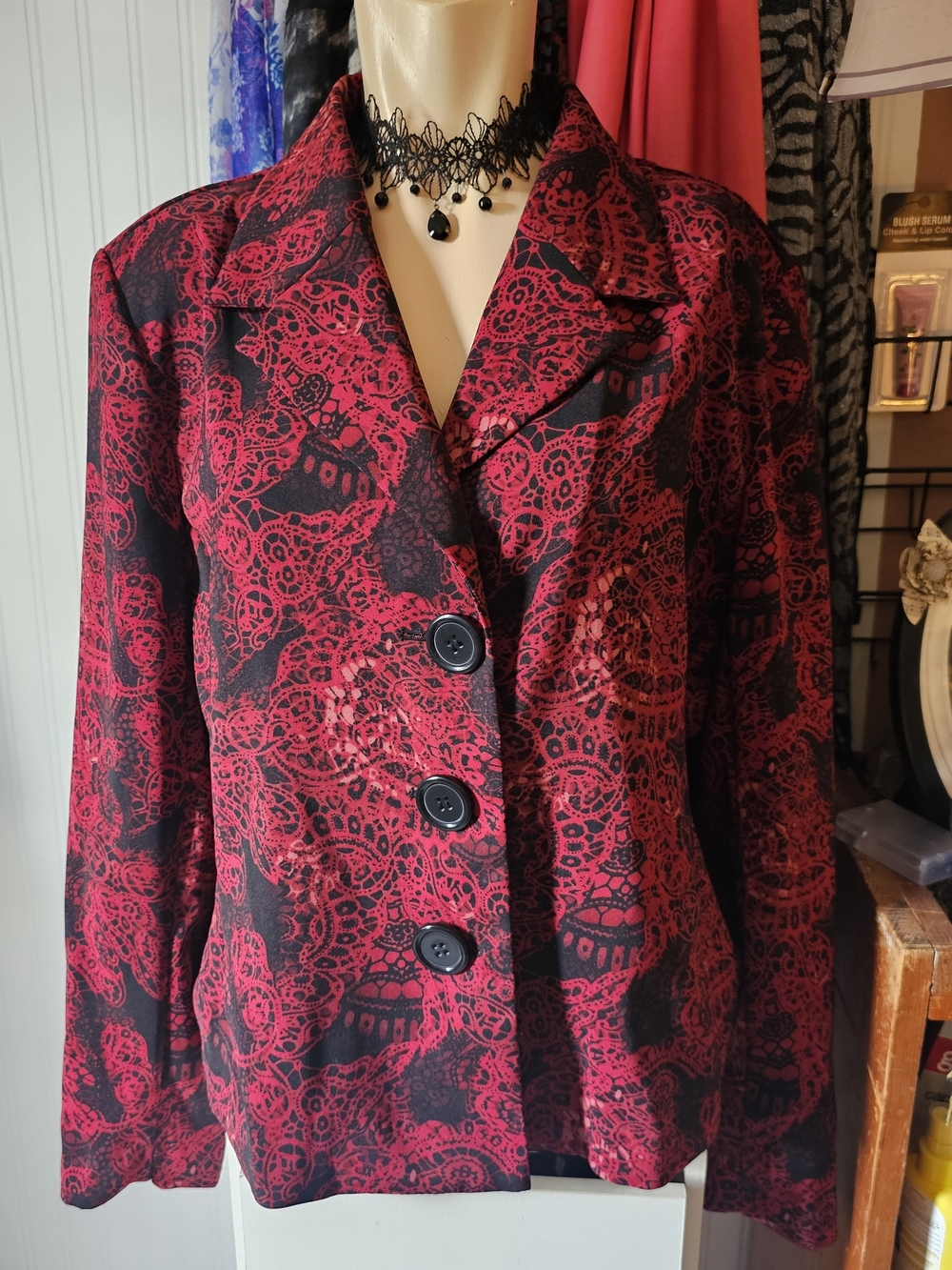 Brandon Thomas Black and Red Lace-Pattern Blazer